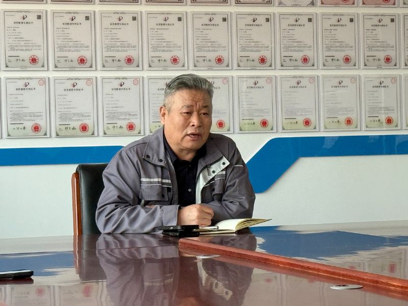 乐竞官网-乐竞(中国)一站式体育服务官网4月安全生产会议——严守安全底线 筑牢质量根基